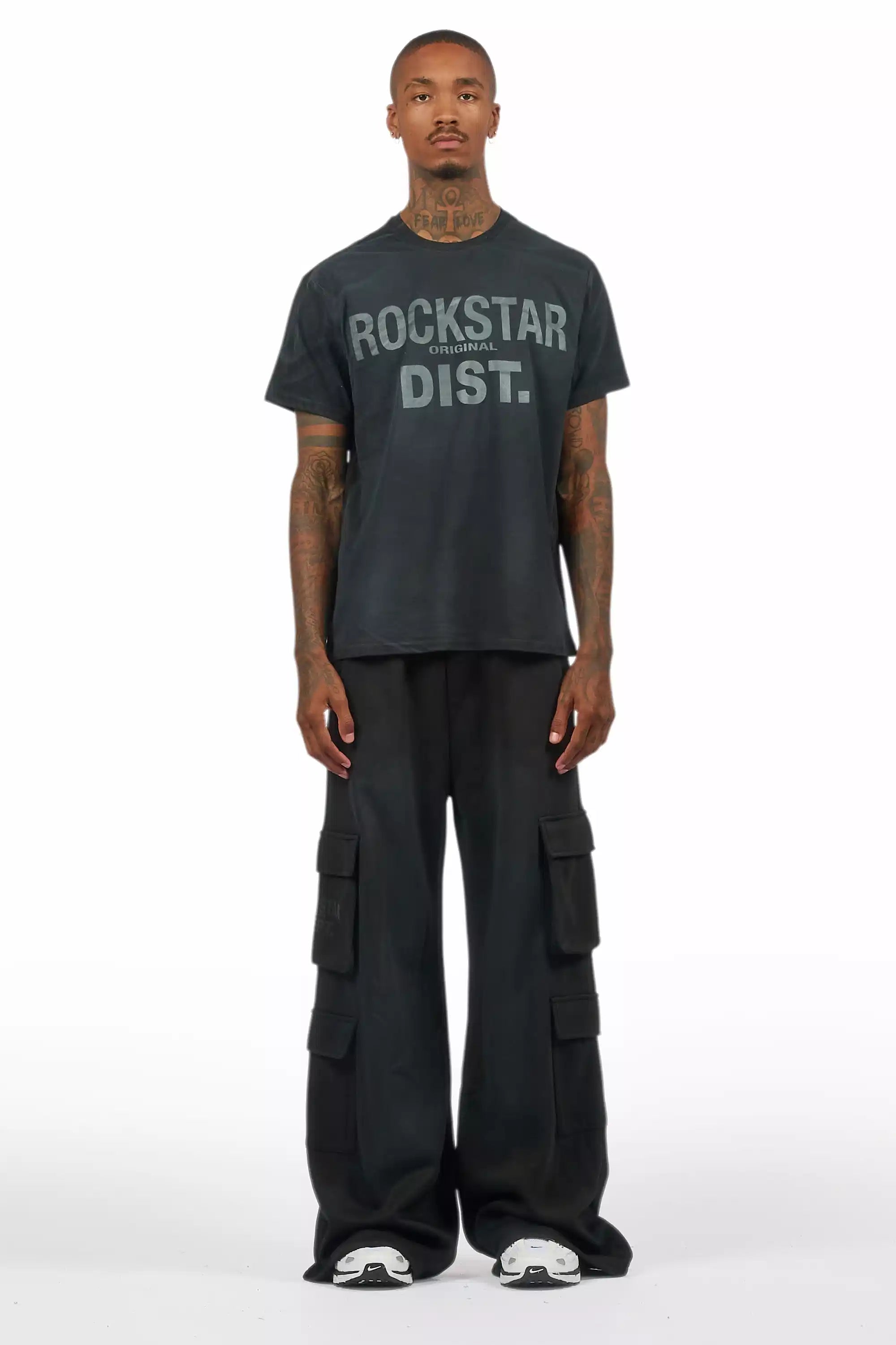 Abilio Black T-Shirt/Baggy Stacked Track Set