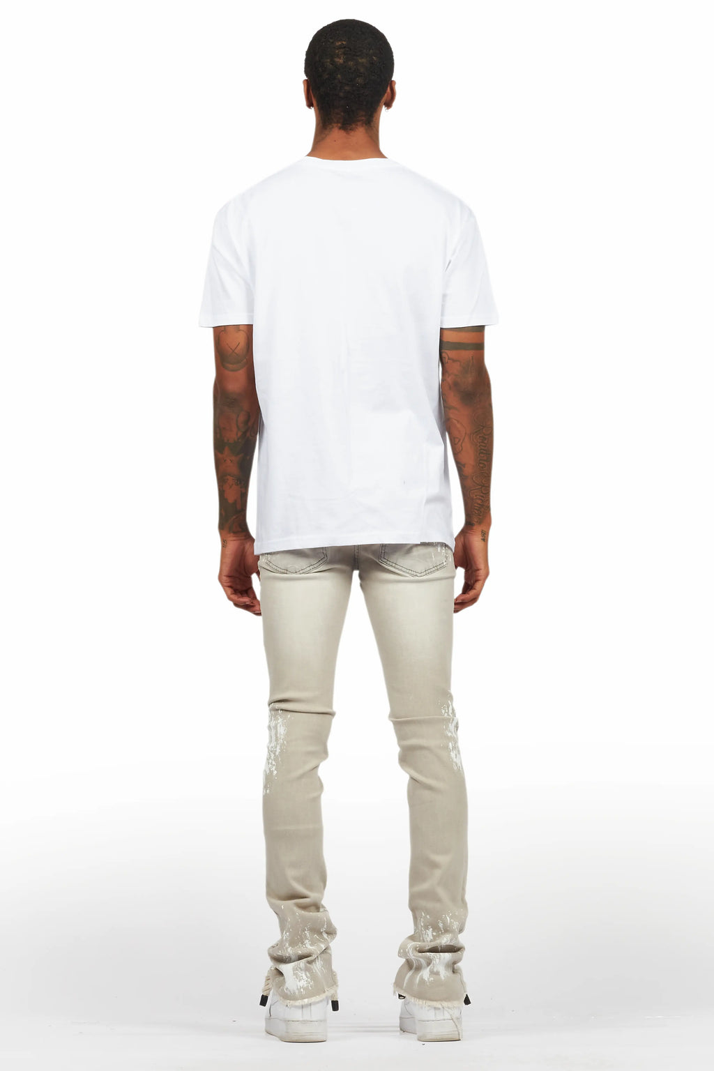 Deangelo White Graphic T-Shirt