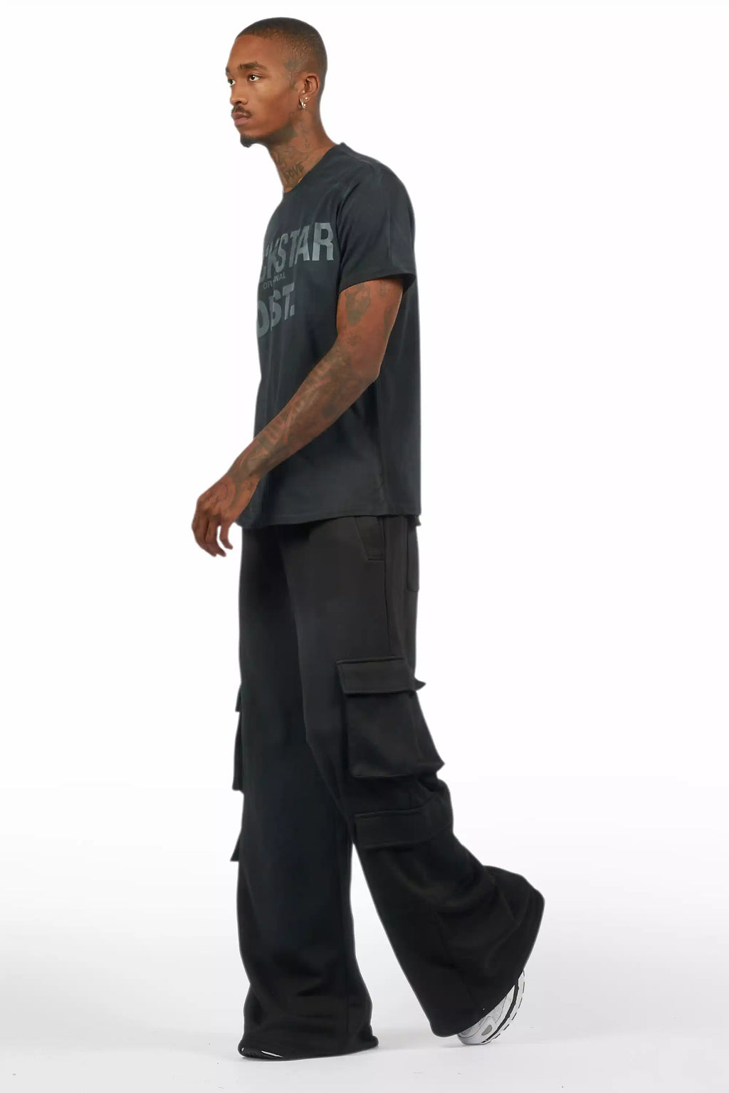 Abilio Black T-Shirt/Baggy Stacked Track Set