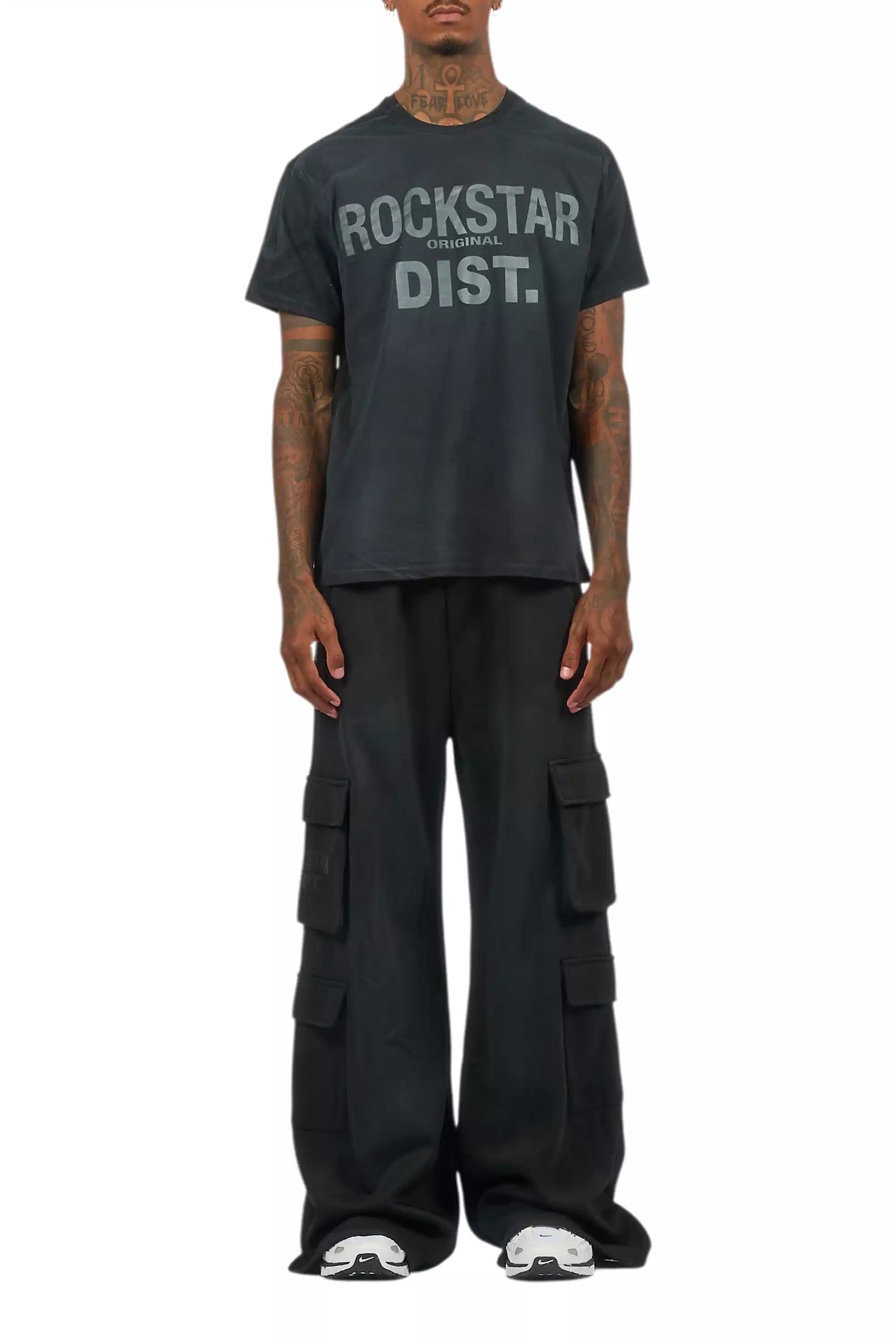 Abilio Black T-Shirt/Baggy Stacked Track Set