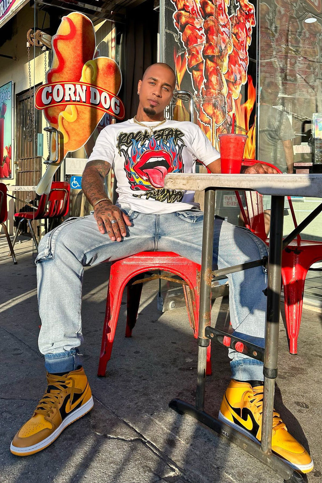 Henlix White Graphic T-Shirt